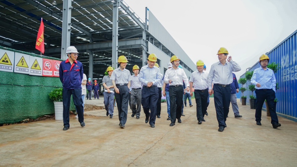 市委書(shū)記丁純到獅子山高新加速器項(xiàng)目調(diào)研 市委書(shū)記丁純到獅子山高新加速器項(xiàng)目調(diào)研