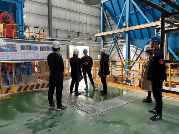 經(jīng)濟(jì)日?qǐng)?bào)到建材公司調(diào)研 經(jīng)濟(jì)日?qǐng)?bào)到建材公司調(diào)研